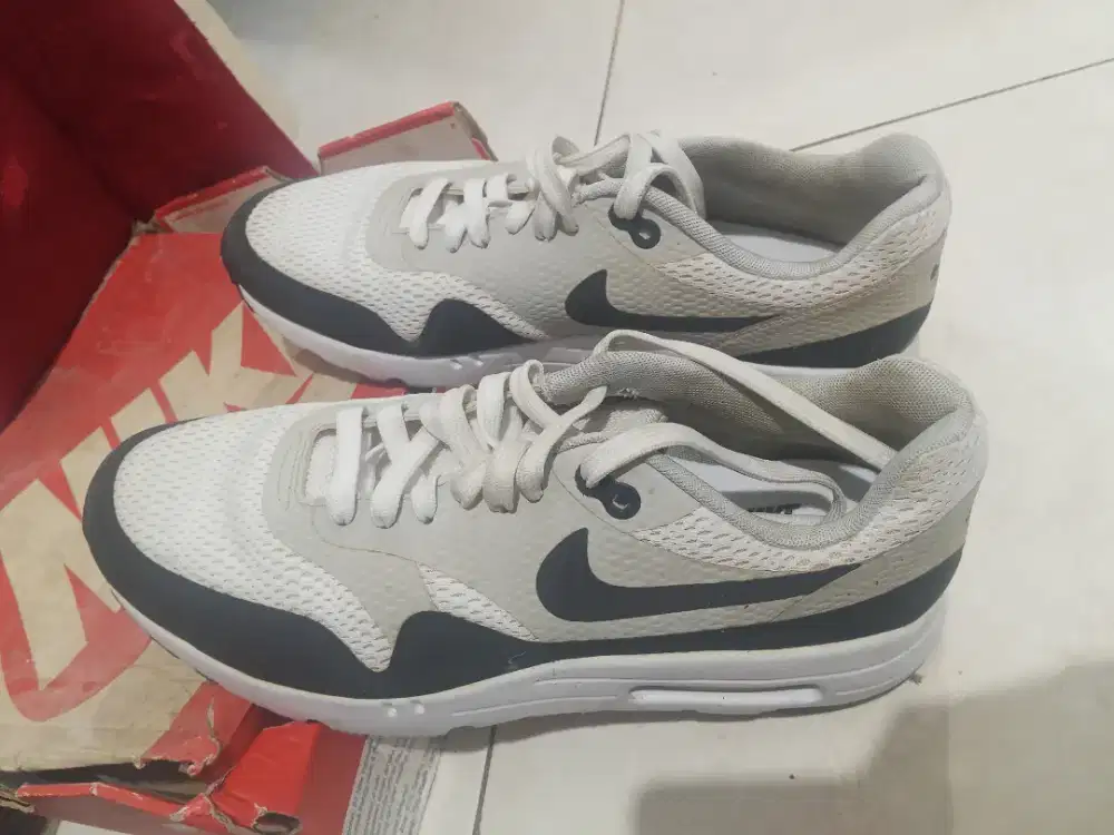 Di Jual Cepat Dan Murah Sepatu Nike Dan Converse