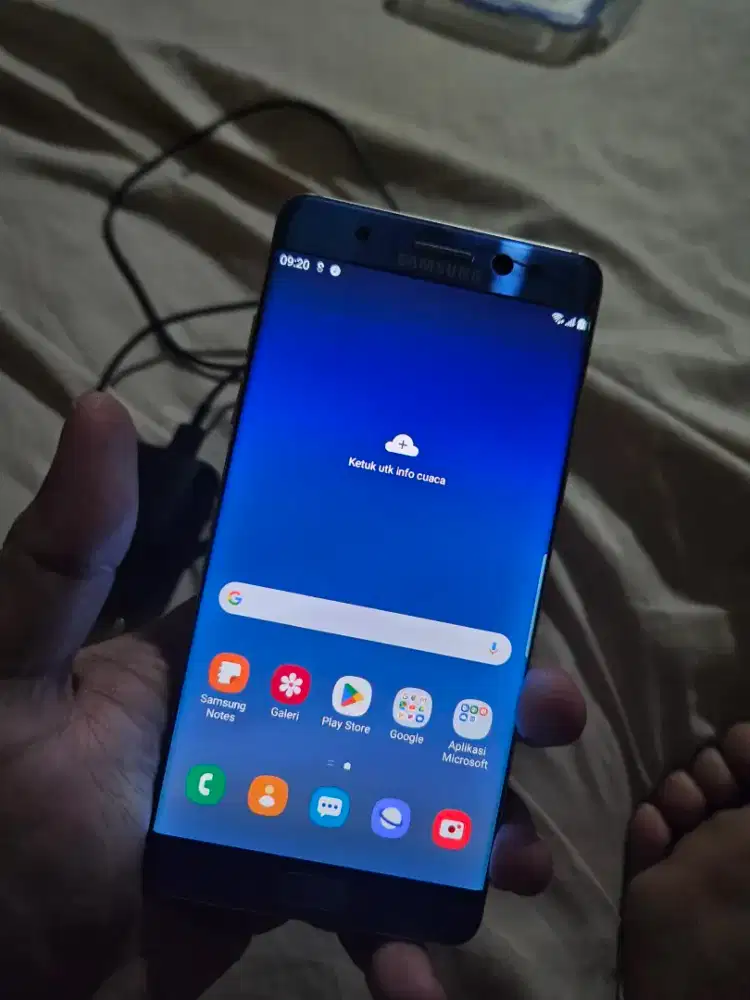 Samsung Galaxy Note FE 64gb mantul siap pakai