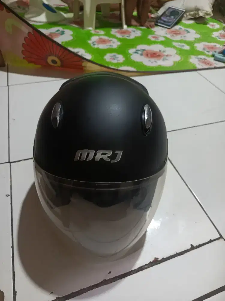 helm mrz masih bagus