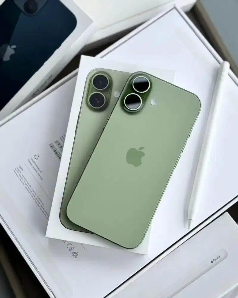 IPHONE 17 SAGE GREEN