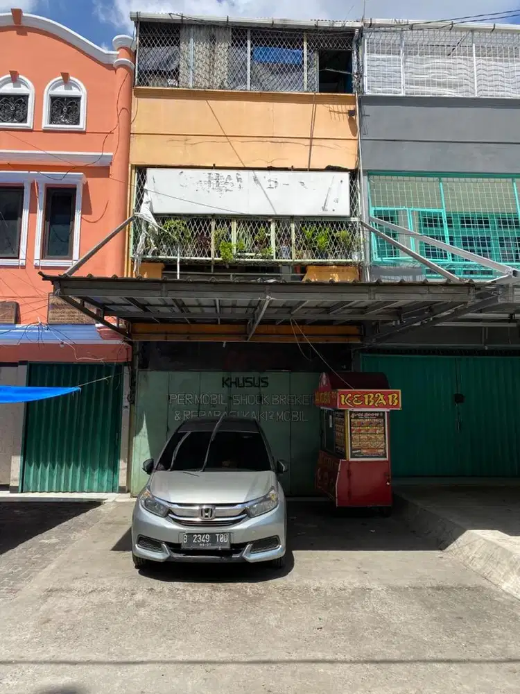 Sewa Ruko 3 Lantai Duri Kosambi Pinggir Jalan Utama Strategis