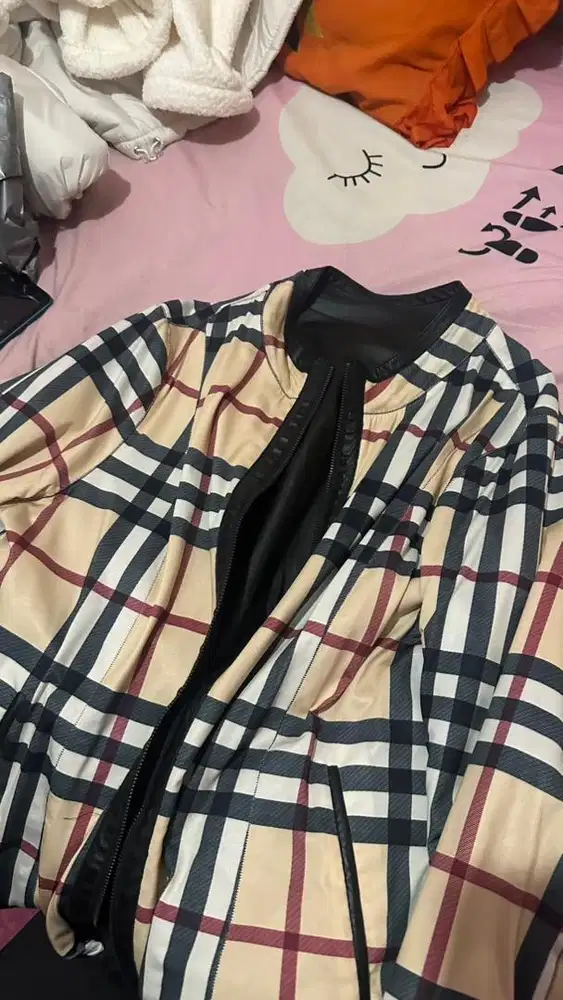 Jaket Burberry Original