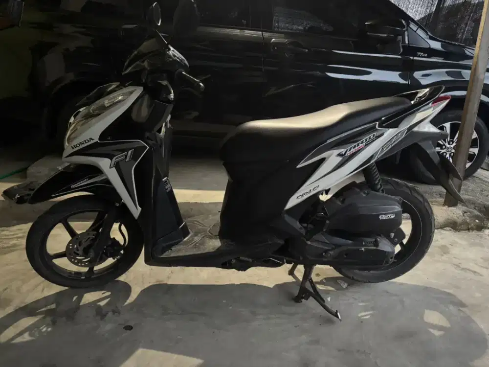 Di jual cepat motor honda vario