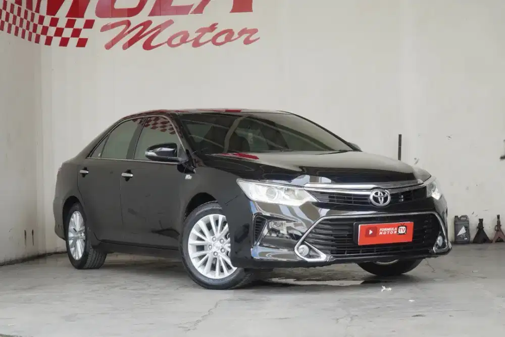 TOYOTA CAMRY V AT 2018