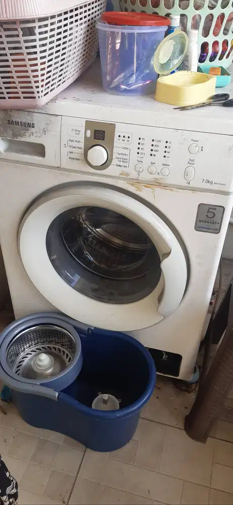 Mesin Cuci Frontloading