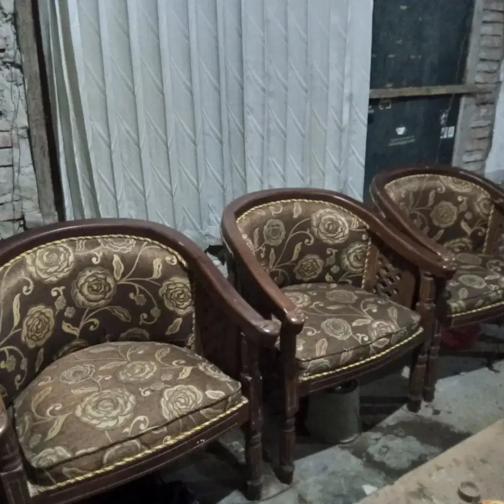 JUAL KURSI JATI KONDISI BAGUS