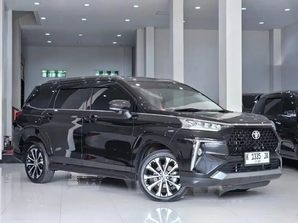 Km 9rb Avanza Veloz Q 2024 At(Matic) Plat K Tgn 1 2023