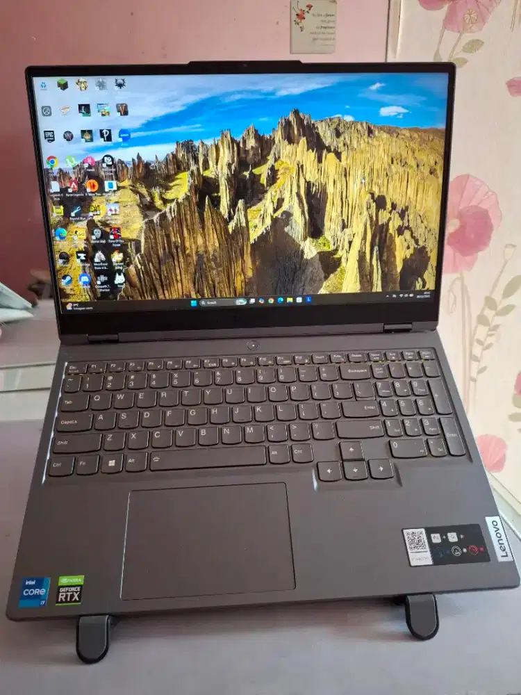 Laptop Lenovo Legion 5 Upgraded Storage, RTX3060, RAM 16 GB, i7-12700H