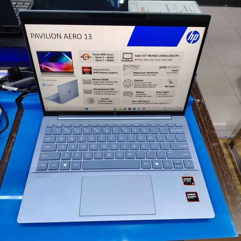 HP bg0222AU Ryzen 5-8640U/16GB/512GB/13.3′′IPS/Win 11 Home+OHS 2021