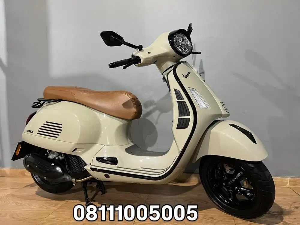 KM 1000 VESPA GTS 150 CLASIC ABS ASR KEYLESS TH 2025