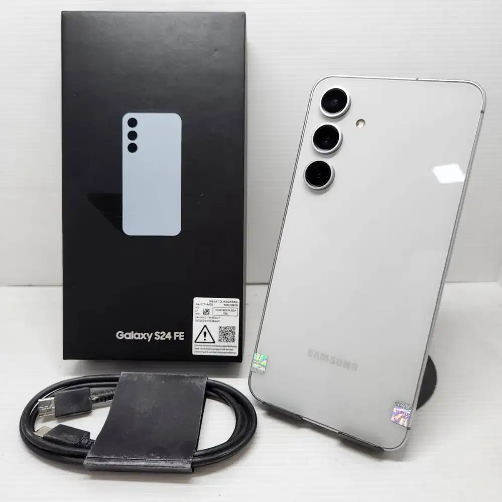 MULUS SEPERTI BARU 99.9% SAMSUNG GALAXY S24 FE 5G 8/256 GREY EX SEIN N