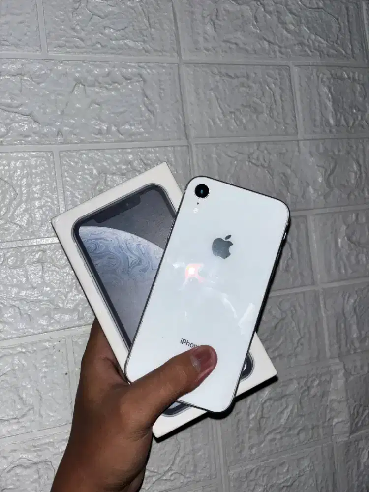 iphone xr 64gb inter