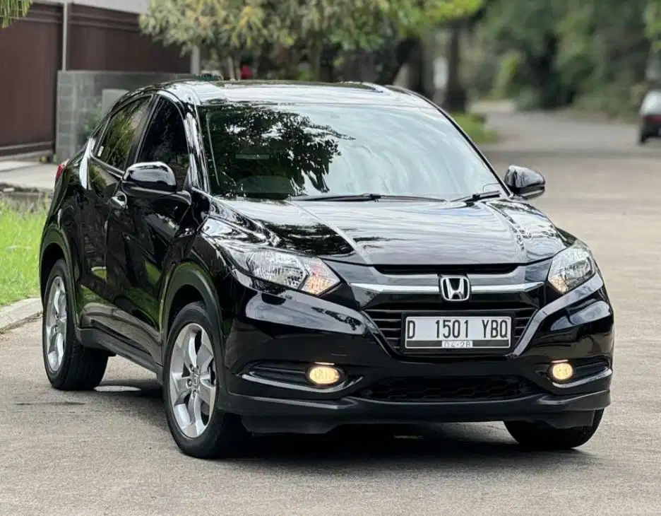 Honda HRV S 1.5 MANUAL 2017 LowKM 43rb RECORD HONDA BANDUNG, ISTIMEWA
