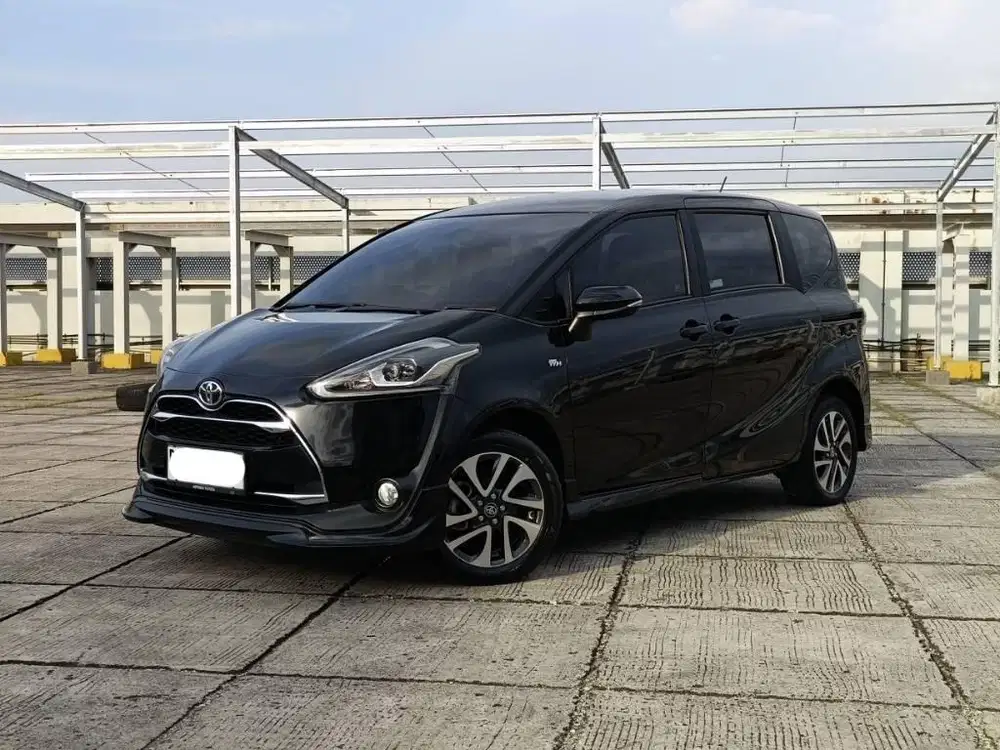 Sienta Q 1.5 AT 2017