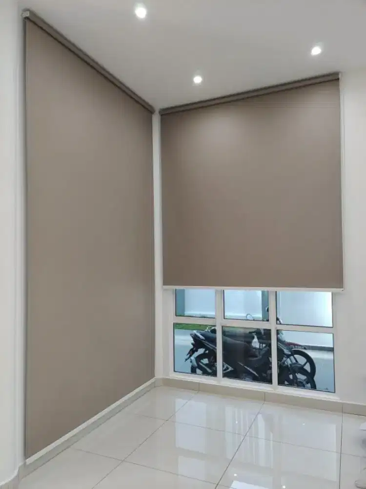Roll blind bahan tebal berkualitas