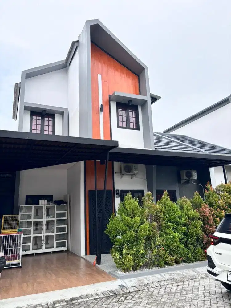 DISEWAKAN RUMAH ELITE