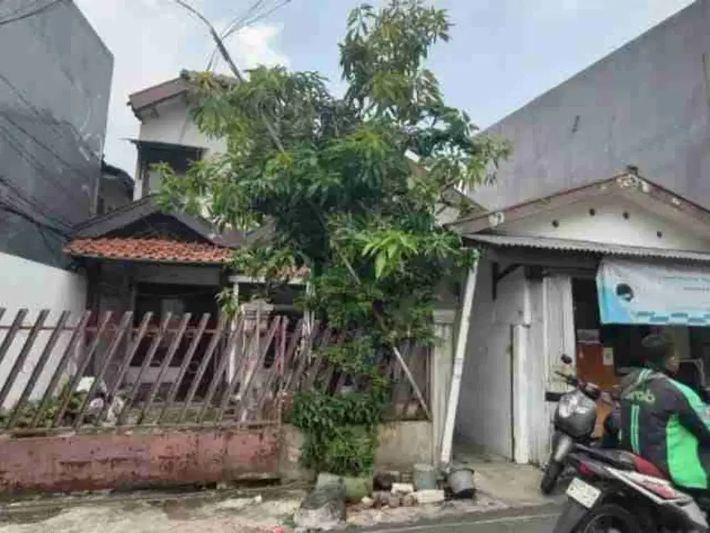Rumah Tanah Luas Di Kemanggisan Dekat Kampus Binus Jakarta Barat