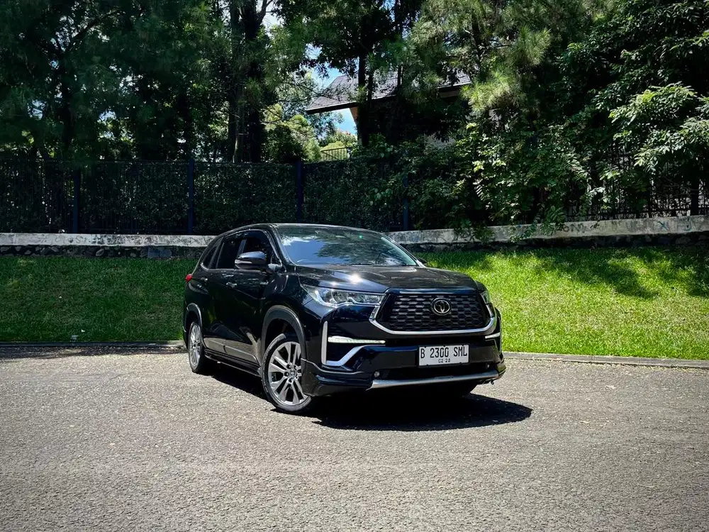 Toyota Kijang Innova Zenix Q Hybrid Modellista 2023