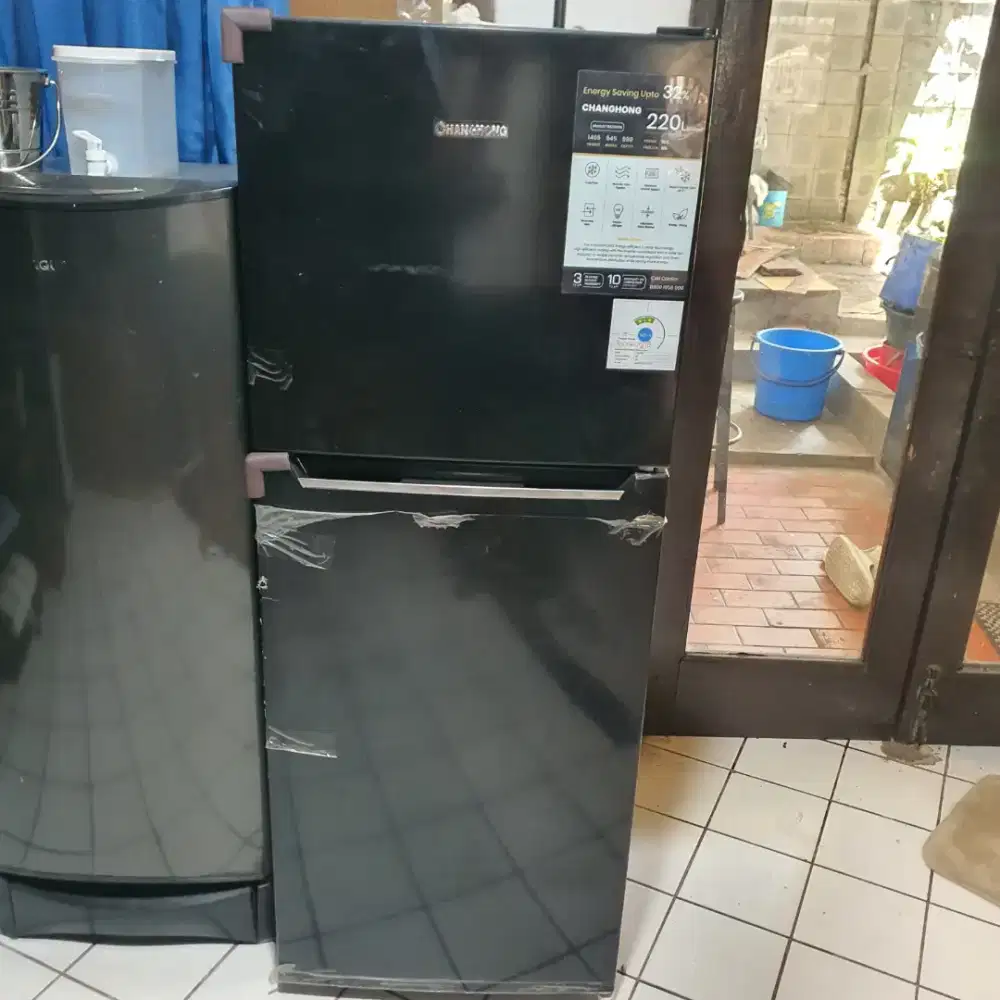 Kulkas changhong 2pintu