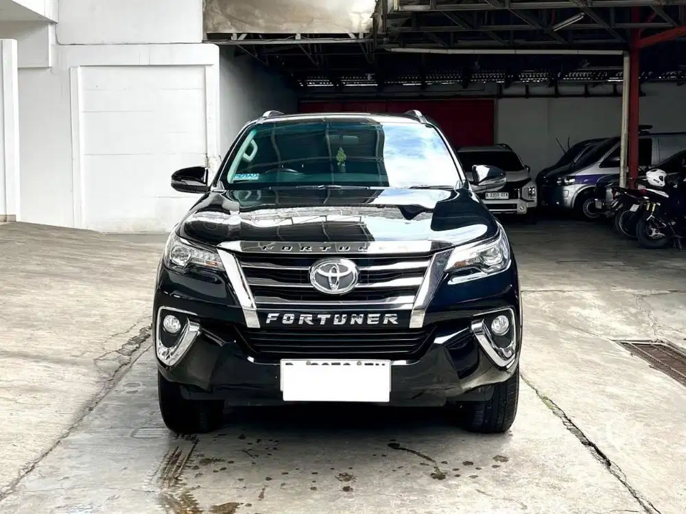 Toyota Fortuner VRZ Matic / AT 2019