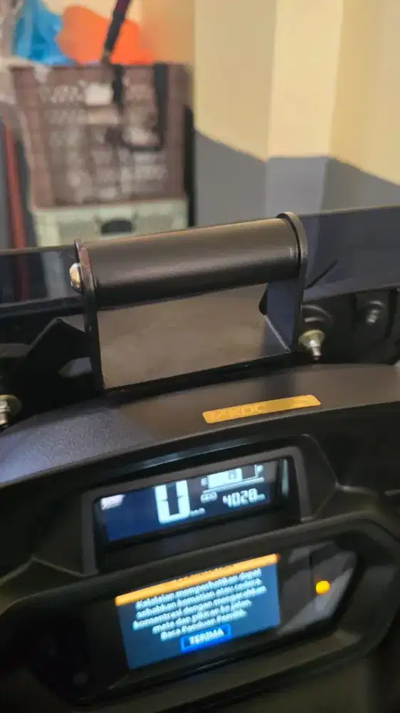 DIJUAL CEPAT MOTOR YAMAHA XMAX CONNECTED 2024 LOW KILOMETER