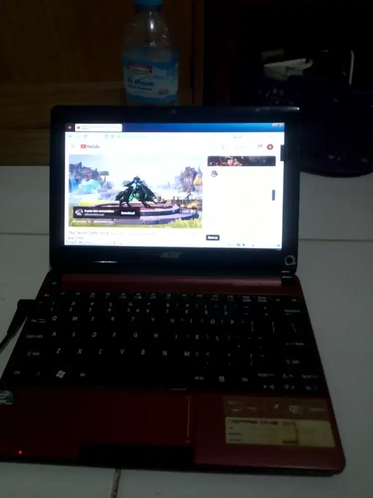 Laptop Acer 10 inch. Garansi 1 bulan.