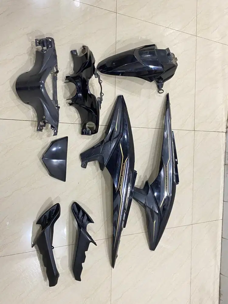 BODY PART COPOTAN YAMAHA XEON GT 125 HITAM ORIGINAL