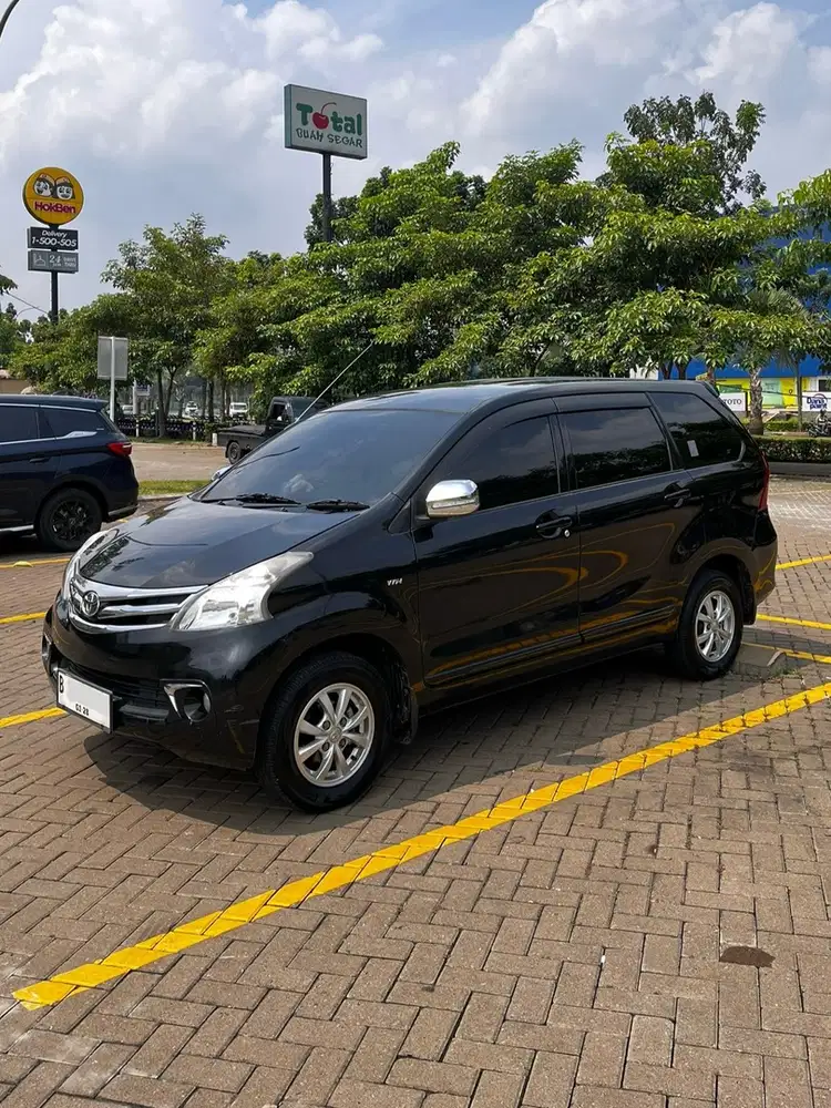 Toyota Avanza 2012 Bensin