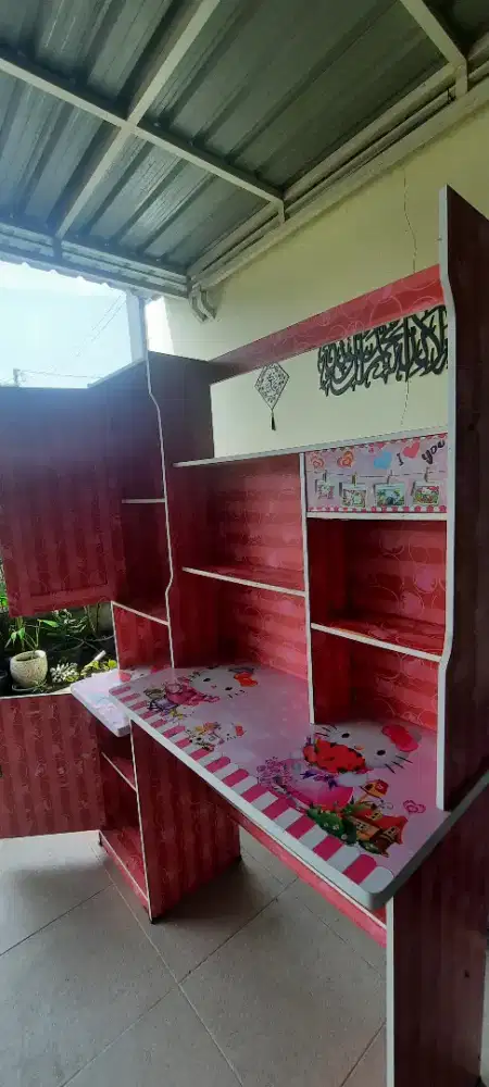 MEJA BELAJAR ANAK CEWE HELLO KITTY