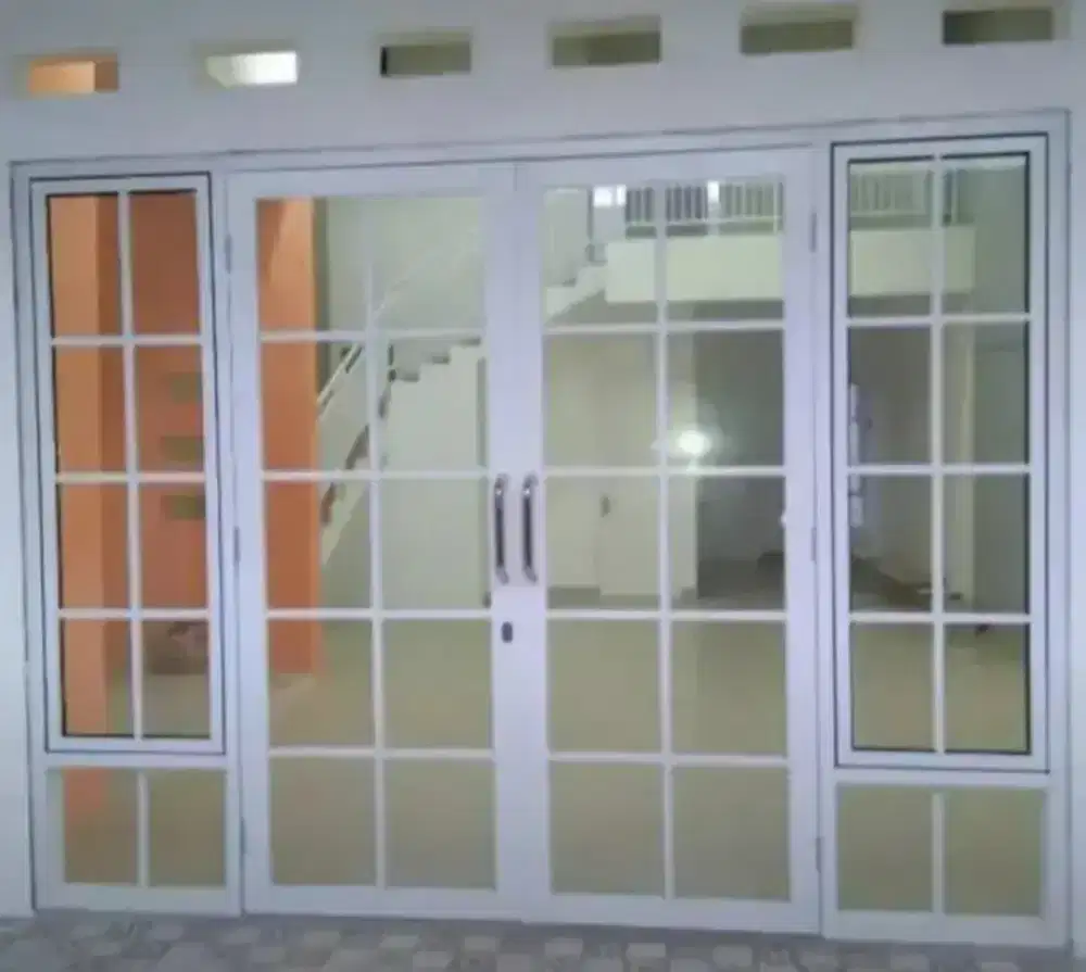 Kusen dan Pintu Ruangan