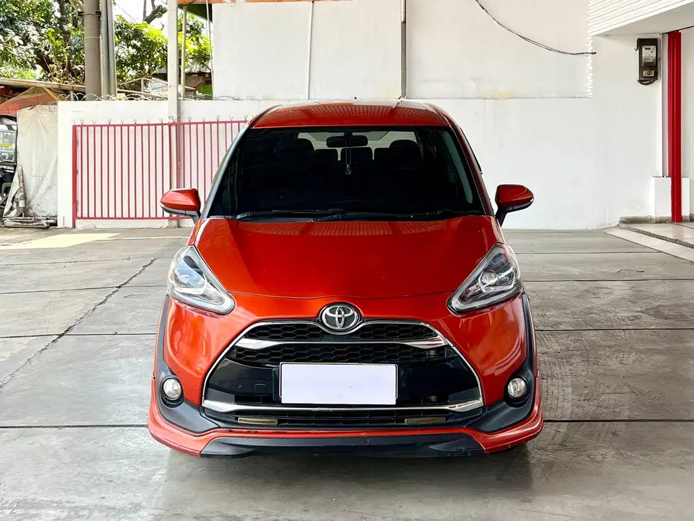 Toyota Sienta Q Matic / AT 2017
