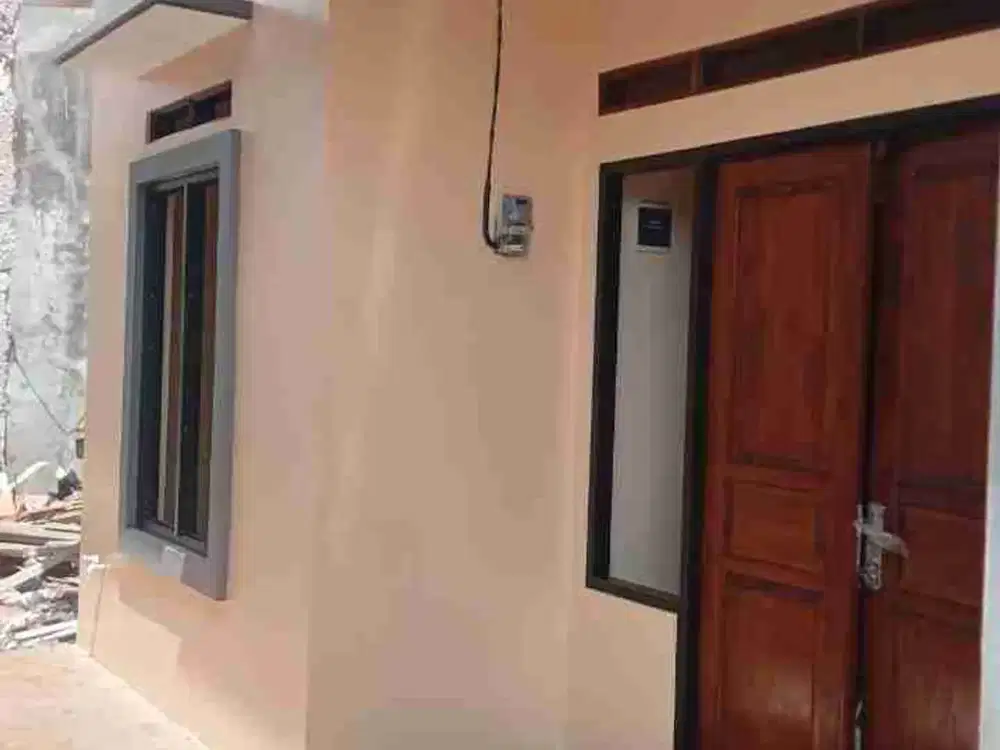 Di jual rumah minimalis kokoh permanen di peninggilan Ciledug Tangerang kota
