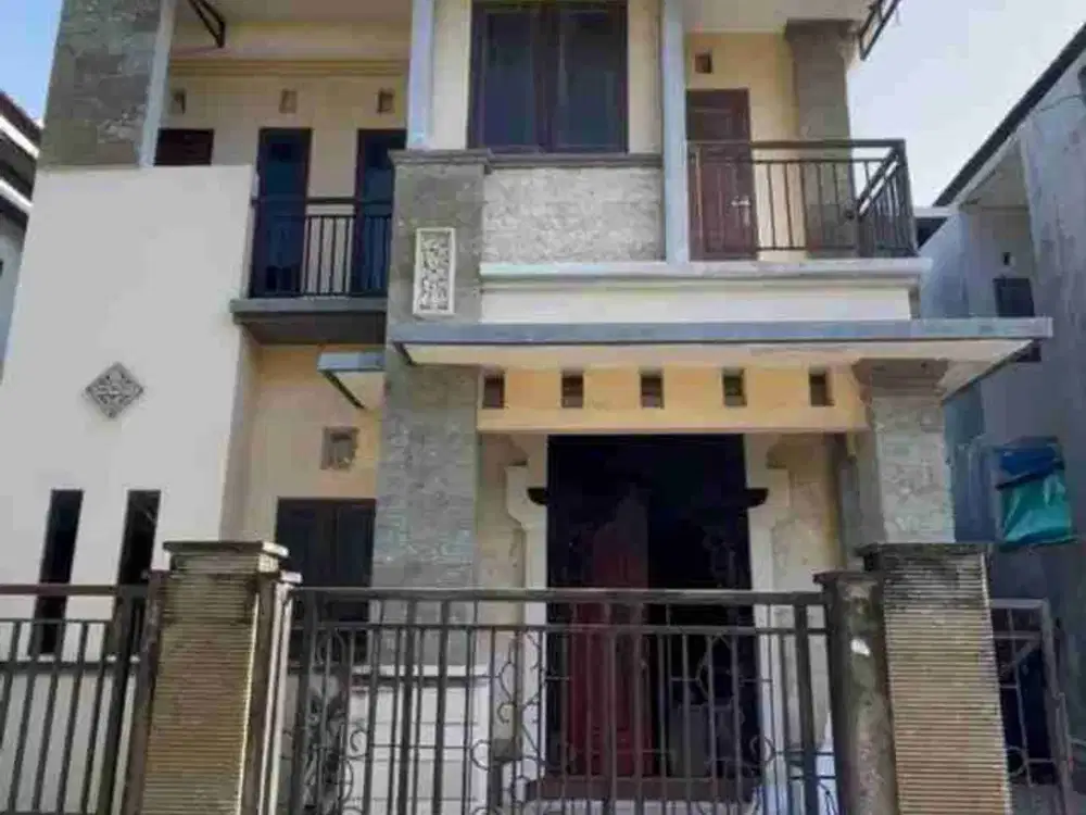 DIJUAL RUMAH LANTAI 2 LOKASI JALAN CARGO UBUNG KAJA