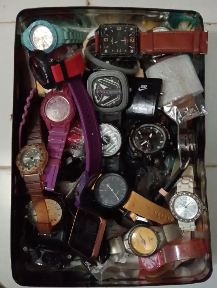 Jual Borongan Aja Jam Tangan...