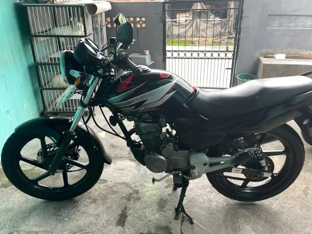 Dijual Honda Megapro Primus 2010 original