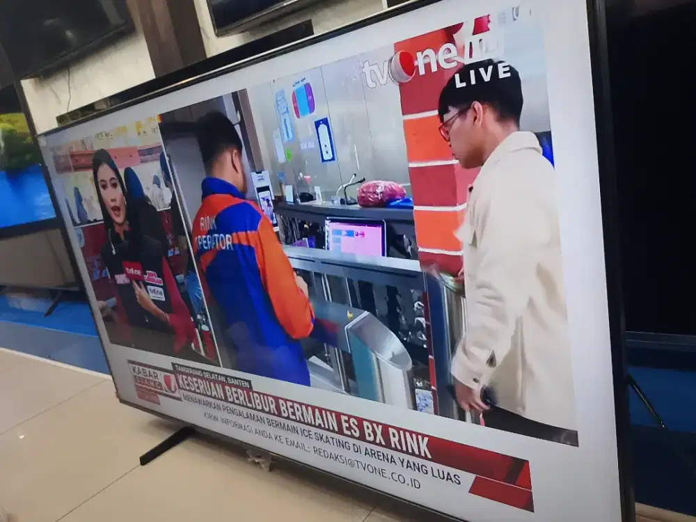 SEMART TV SAMSUNG 55 INCH UA 55DU7000