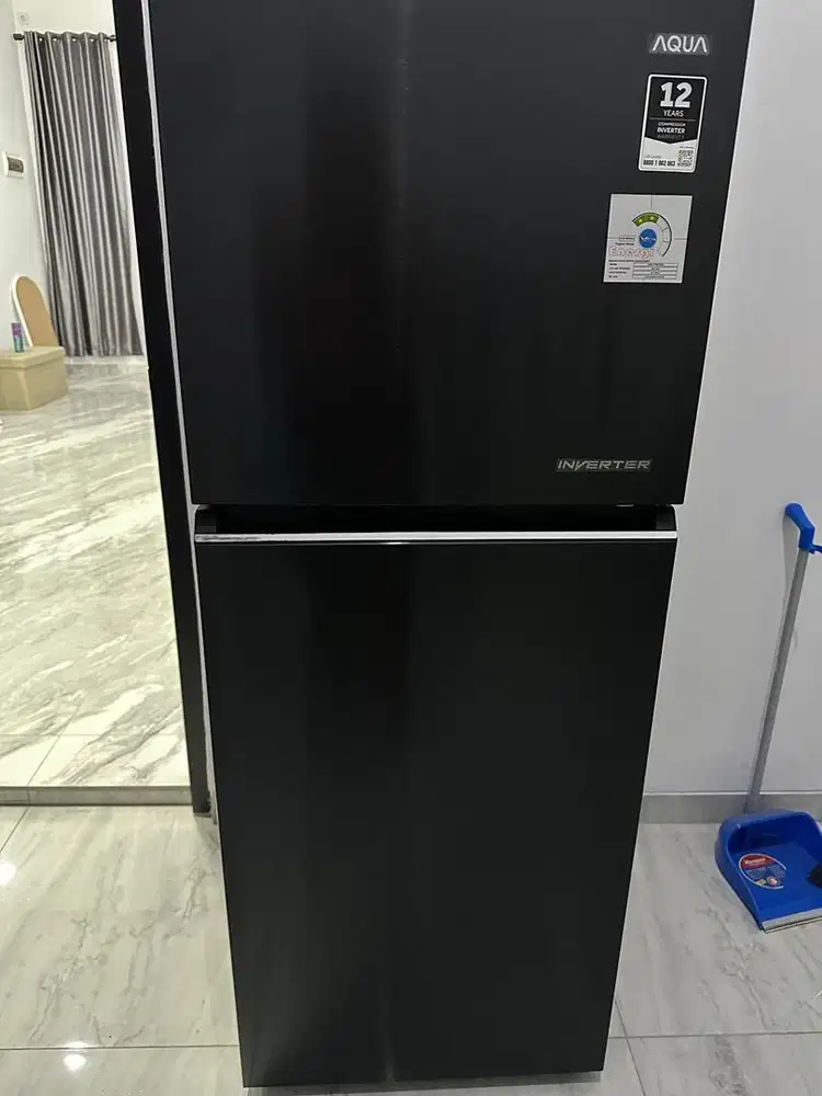 DIJUAL KULKAS AQUA LIKE NEW