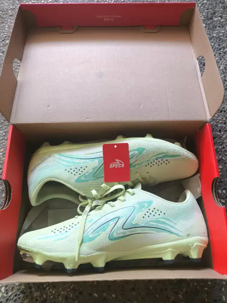 Sepatu sepak bola SPECS SPEEDBLAZE 4 ORIGINAL uk. 43-44