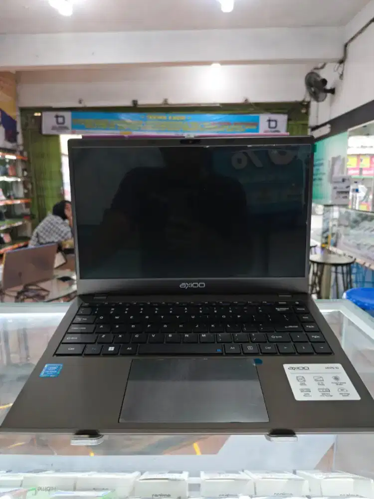Laptop baru bisa diantar