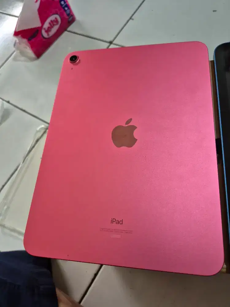 iPad gen 10 64gb