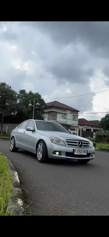 Mercedes-Benz C200 Kompressor 2010 Bensin