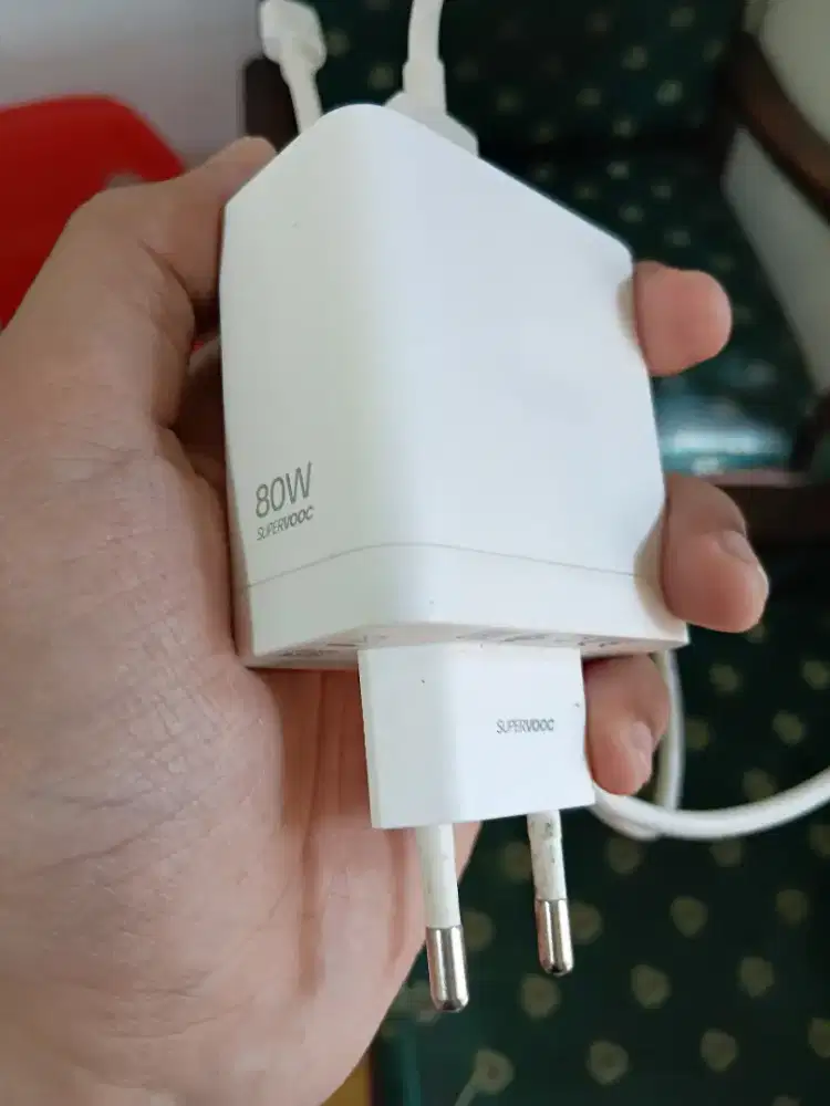 Charger realme 80 watt