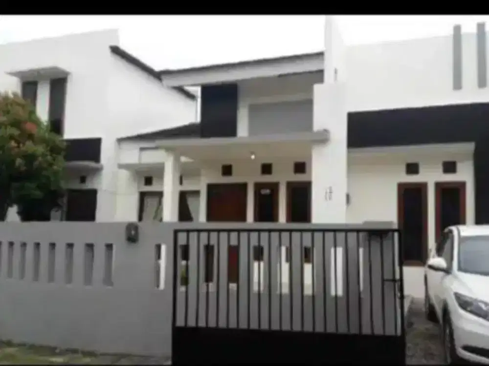 Rumah Minimalis di Kencana Loka BSD Tangerang