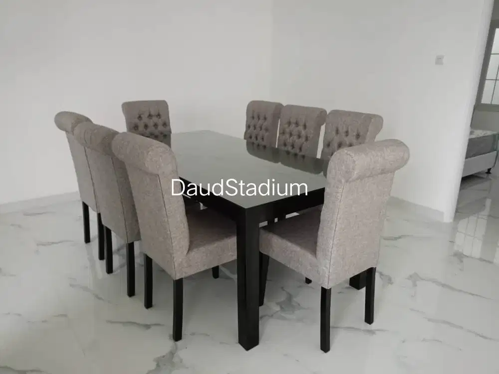Set Meja Makan Minimalis 8 Kursi