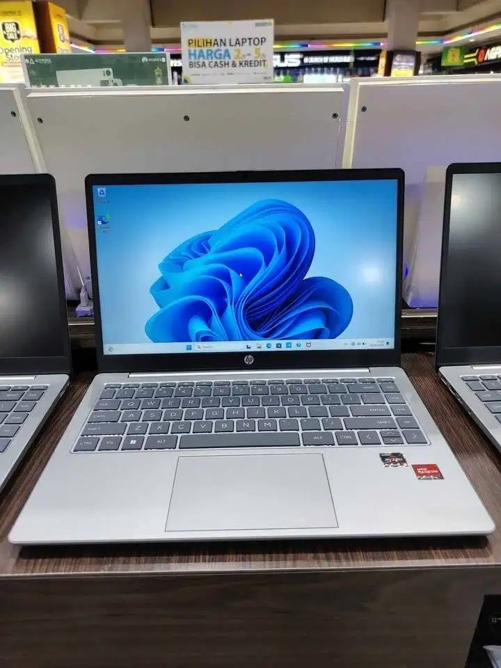 HP 14  EM0019AU Ryzen 5 7530U 8GB SSD 512GB 14′′ FHD W11+OHS 2021