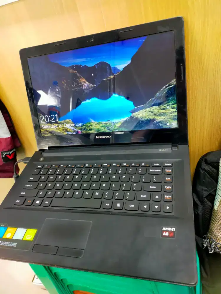 Dijual laptop Lenovo AMD A8 Ram 8GB HDD 500GB Vga R5 Siap pakai COD