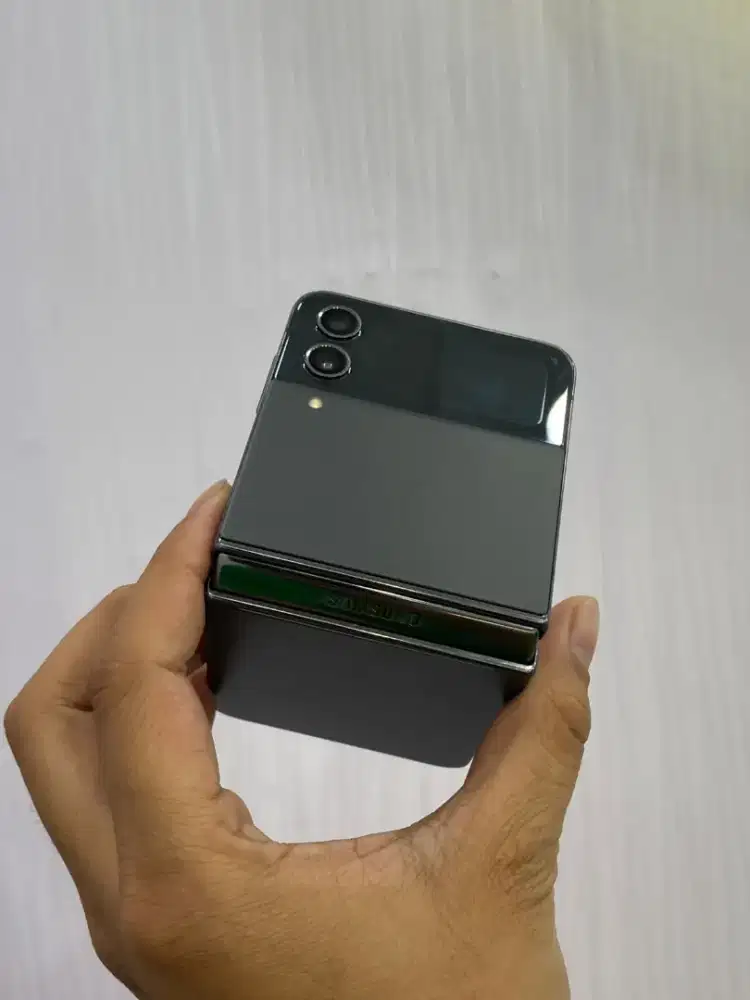 SAMSUNG GALAXY Z FLIP 4 8/256 GB