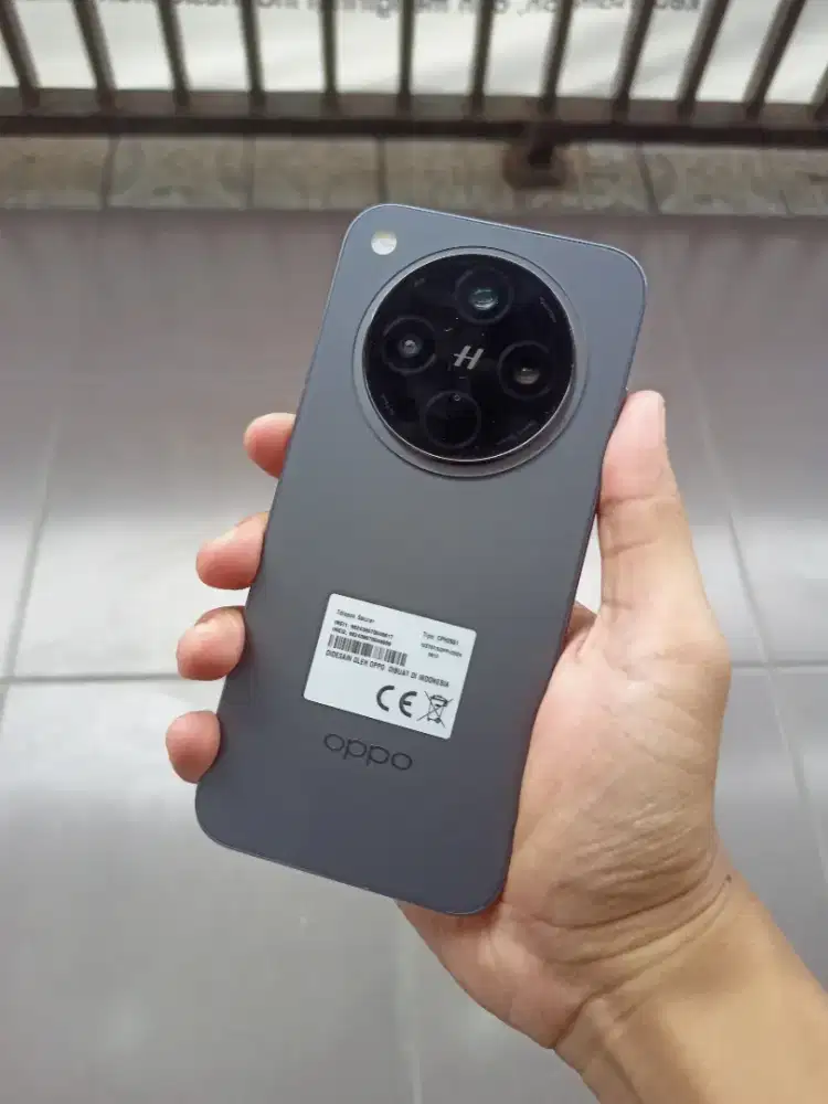 Jual Oppo Find X8 Second Ram 12/256Gb Normal Fullset No Kendala