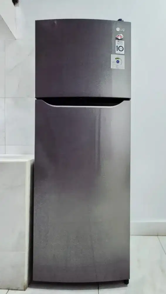 LG Kulkas 2 Pintu Inverter GN B215SQMT, 225 Liter, Fungsi Normal 100%