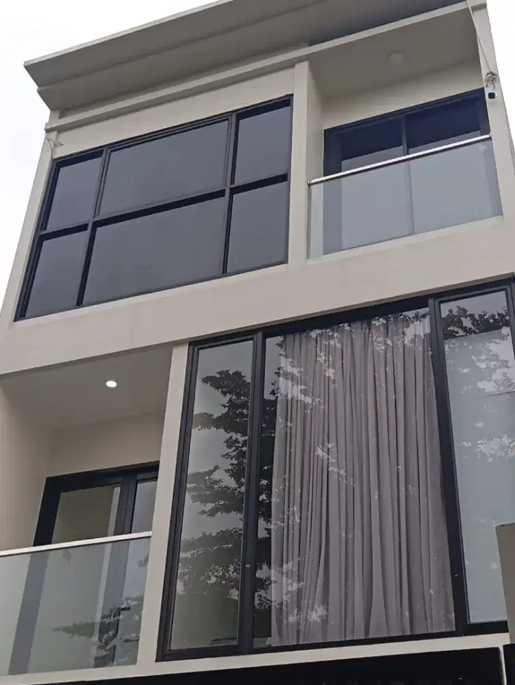 Jasa pasang sticker kaca film